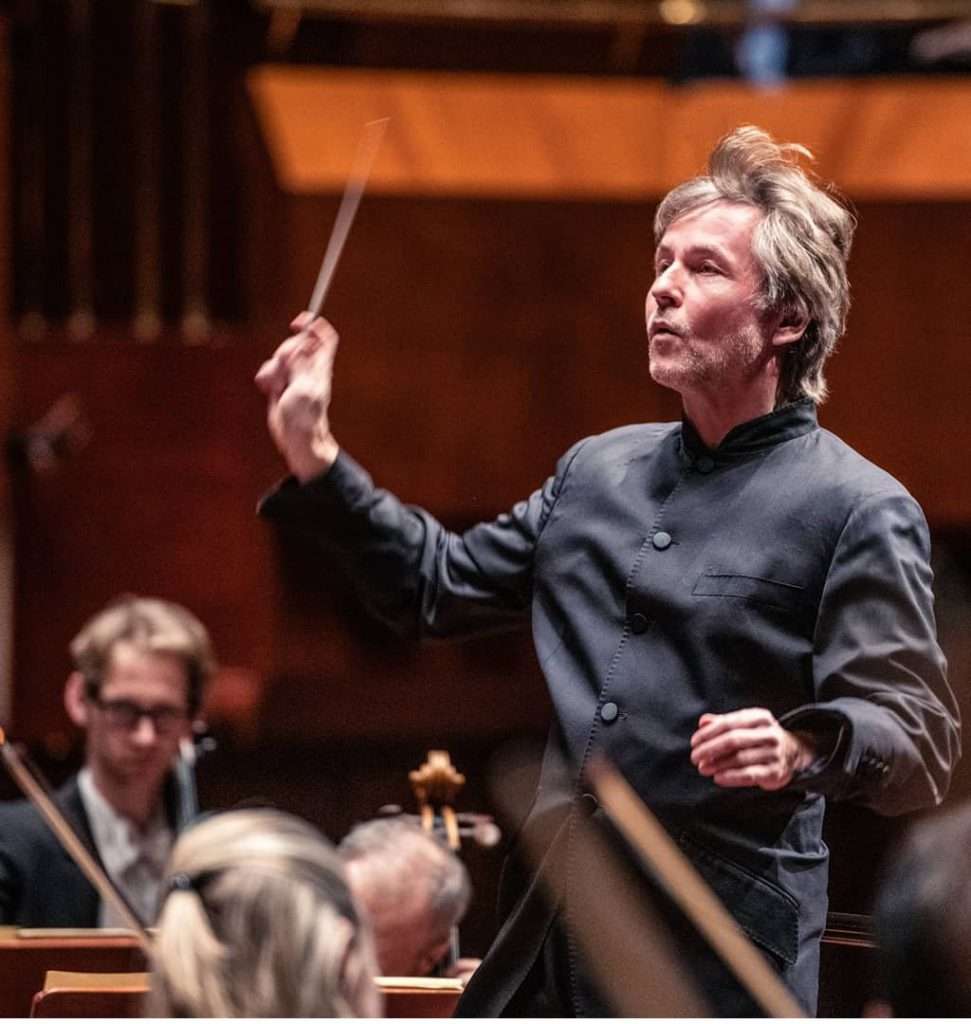 Philharmonia Orchestra – Esa-Pekka Salonen conducts Ibéria, ESA, Pines of Rome – Marianne Crébassa sings Berio’s Folk Songs & Ravel’s Shéhérazade 2 16227 1