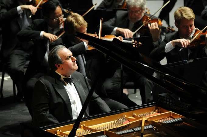 London Philharmonic Orchestra – Vladimir Jurowski conducts Elgar’s Falstaff & Strauss’s Till Eulenspiegel – Yefim Bronfman plays Brahms’s Second Piano Concerto 2 16401 1