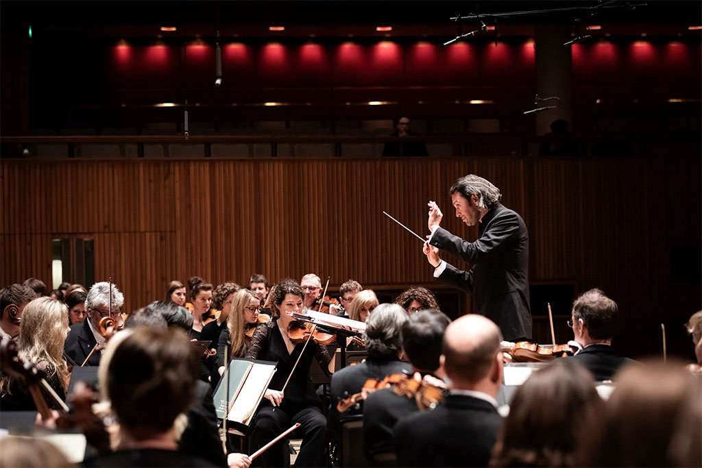 London Philharmonic Orchestra opening concert of 2019-20 season – Vladimir Jurowski conducts Scriabin Settings & Pathétique Symphony – Julia Fischer plays Britten’s Violin Concerto 2 16849 1